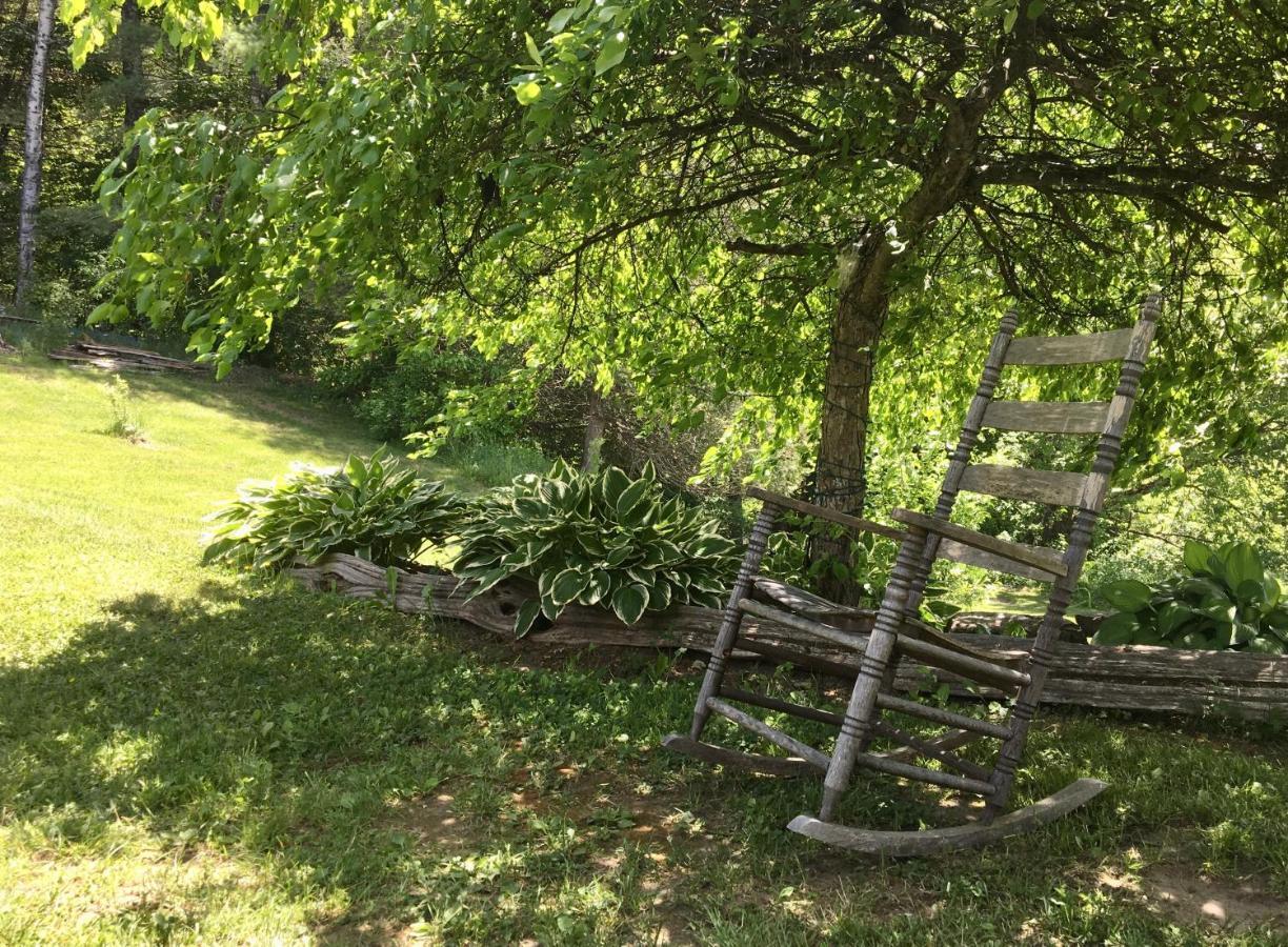 Craftsbury Farmhouse Экстерьер фото