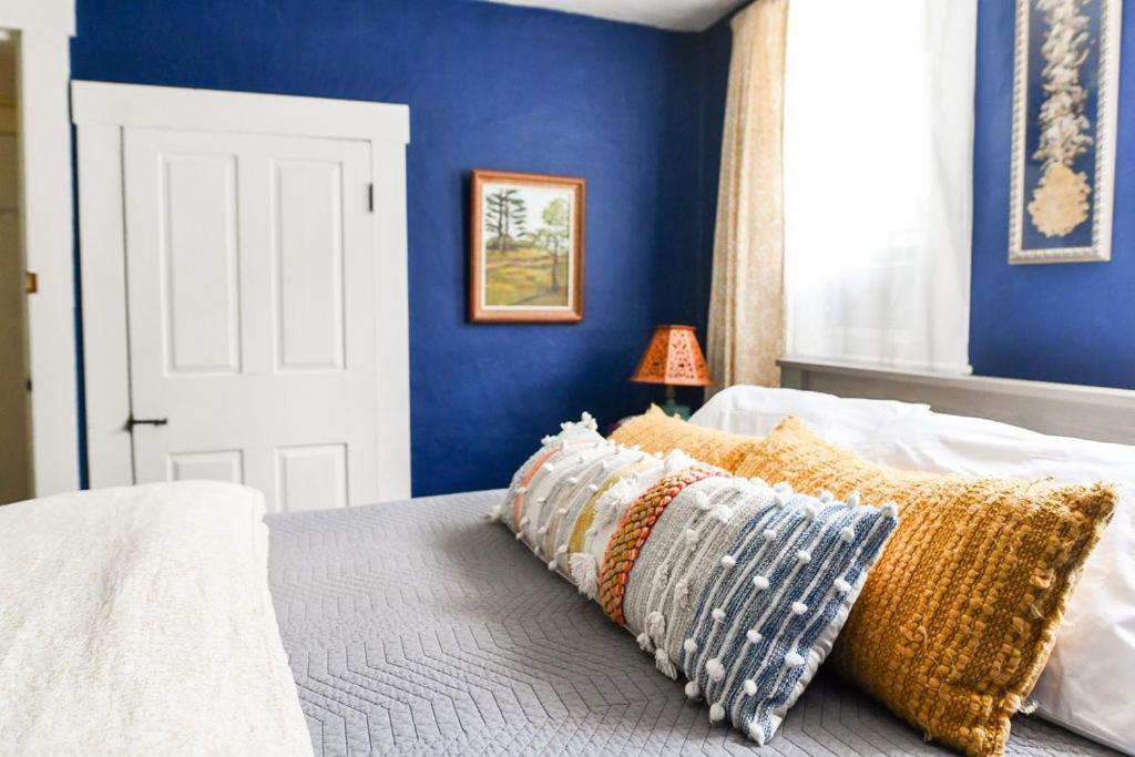 Craftsbury Farmhouse Экстерьер фото